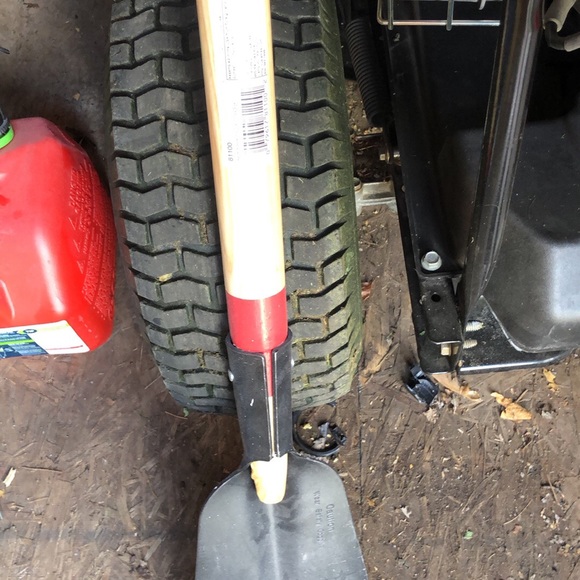 Please contact me on messenger - Picture 2 of 10